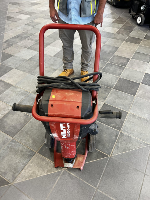 2020 HILTI TE 3000-AVR