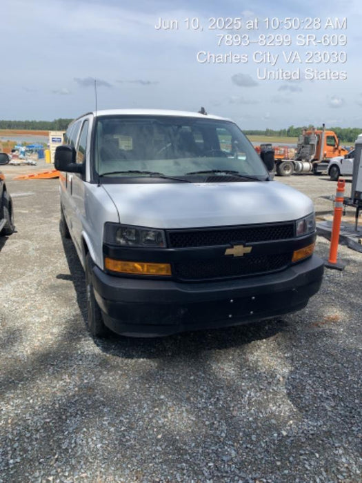 2023 CHEVROLET Express Van - Rental