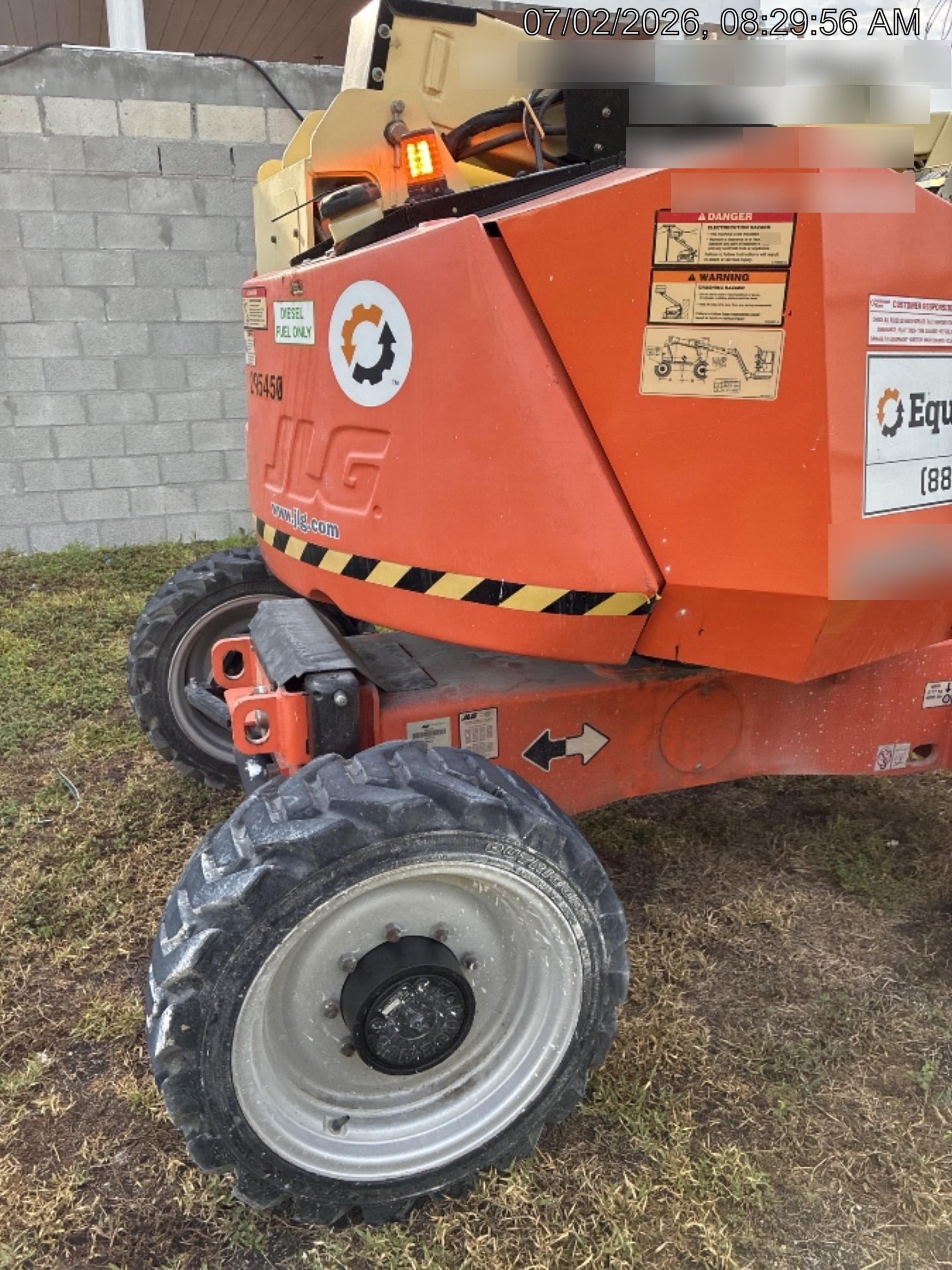 2023 JLG 340AJ
