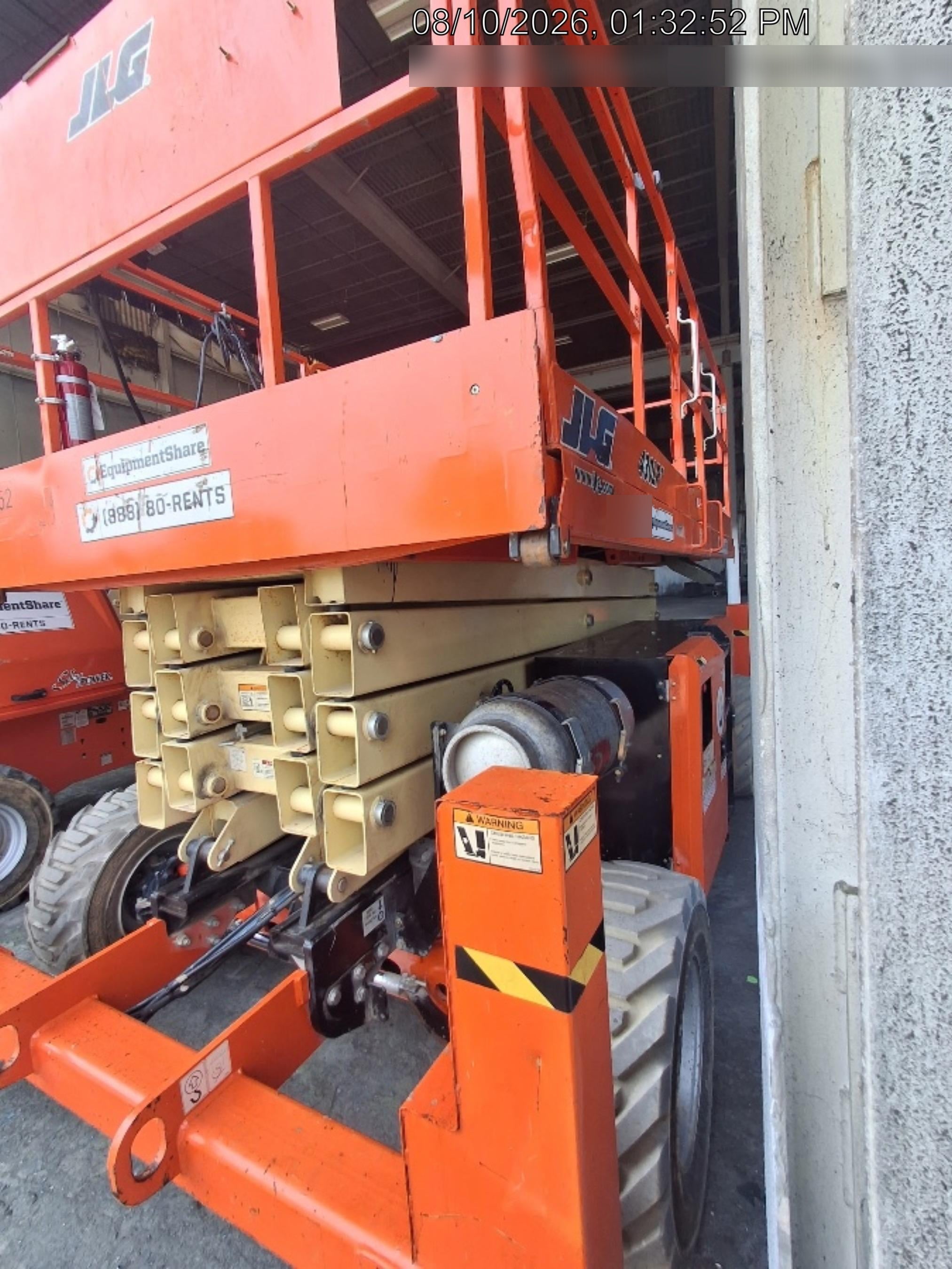 2019 JLG 430LRT