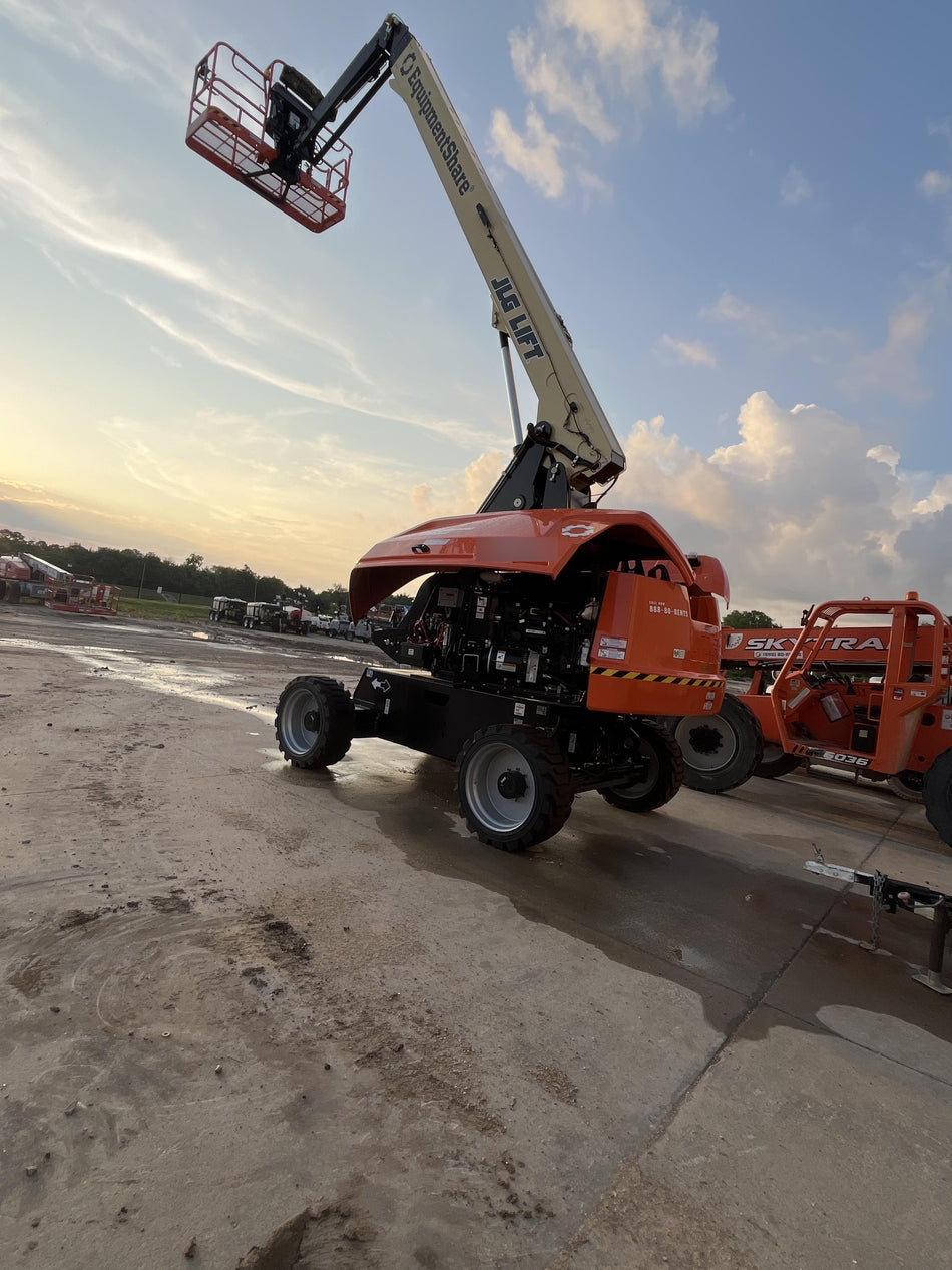 2025 JLG 660SJ