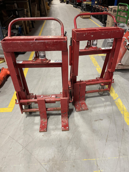 2022 ROL-A-LIFT M-6