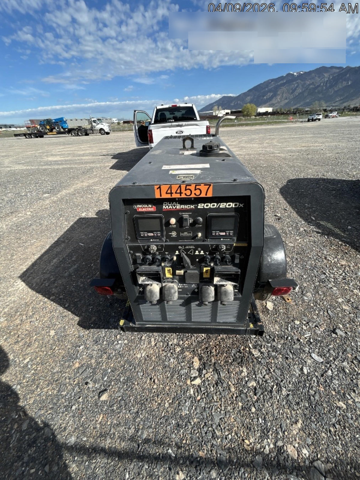 2021 Lincoln Electric Dual Maverick 200/200X Ready Pak 3 (includes trailer, cable rack, fender light kit)