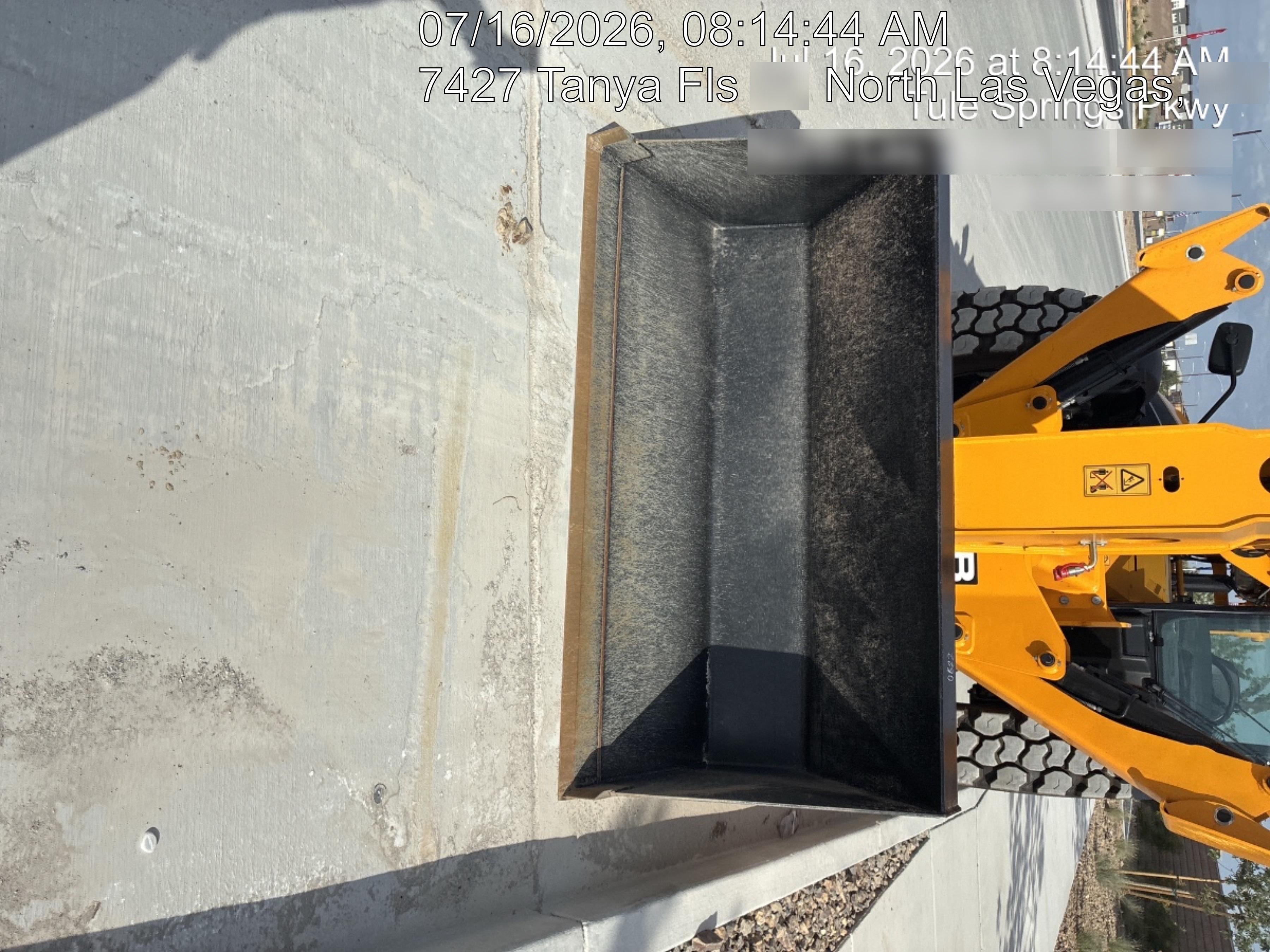 2021 ARROW MATERIAL HANDLING Telehandler Fork Bucket