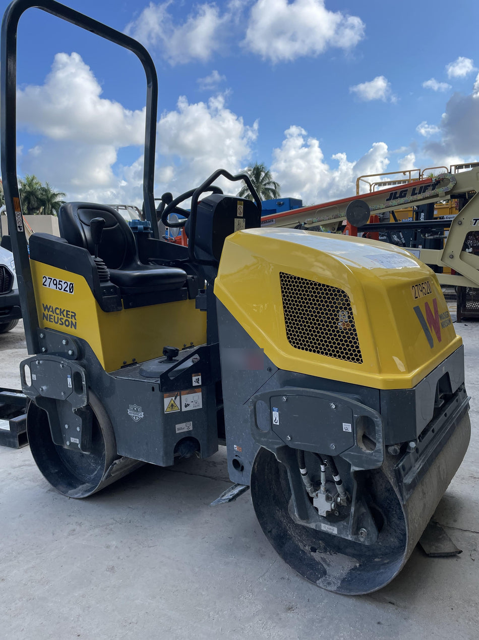2023 WACKER NEUSON RD12A