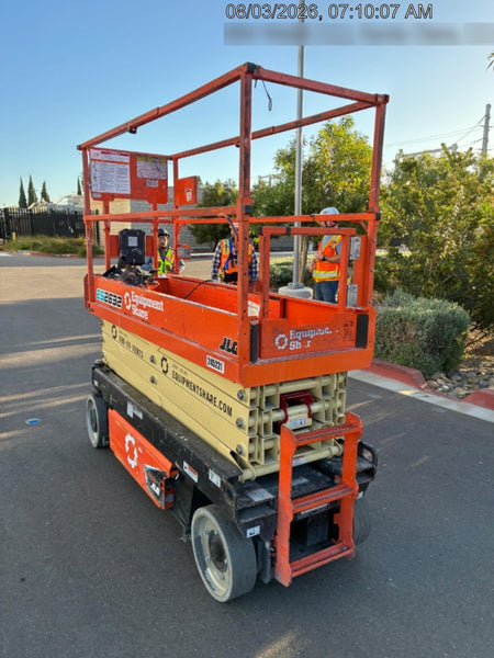 2022 JLG ES2632