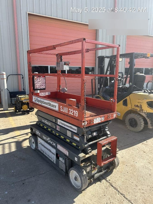 2019 Skyjack SJIII-3219 Standard Options, Trojan Batteries