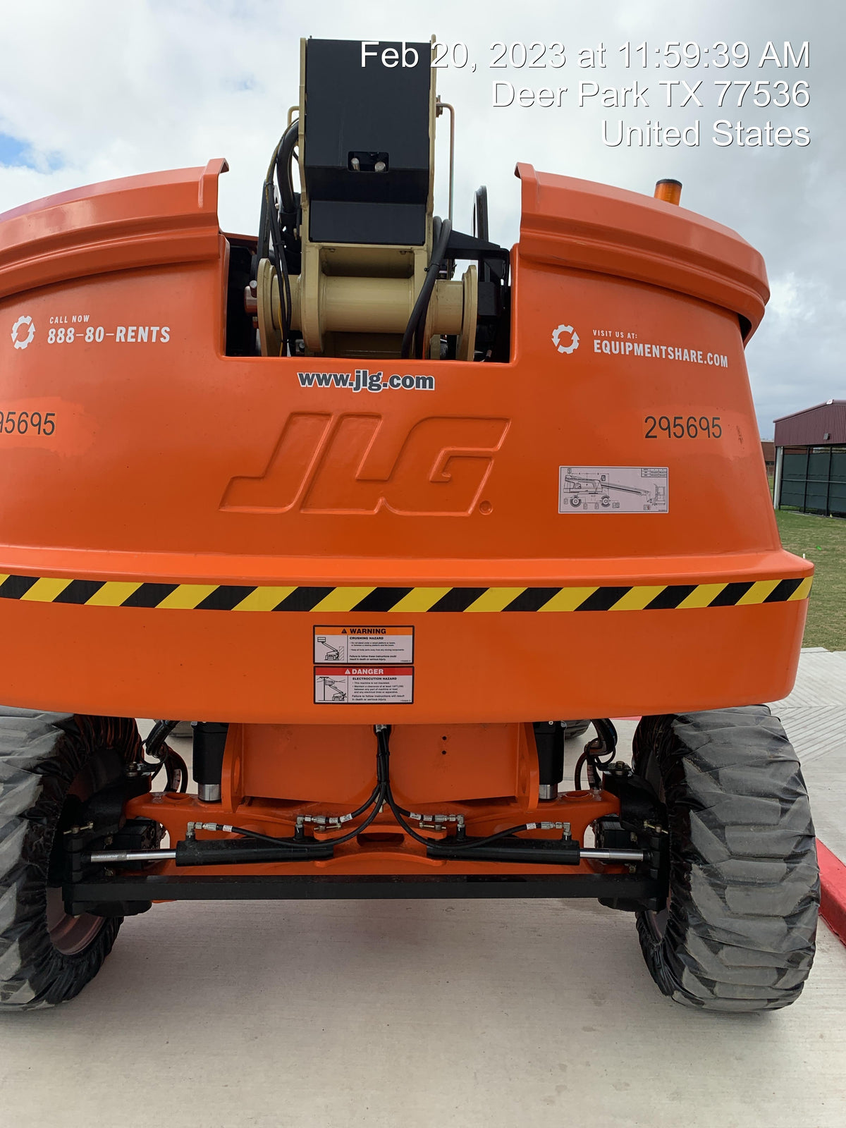 2023 JLG 660SJ
