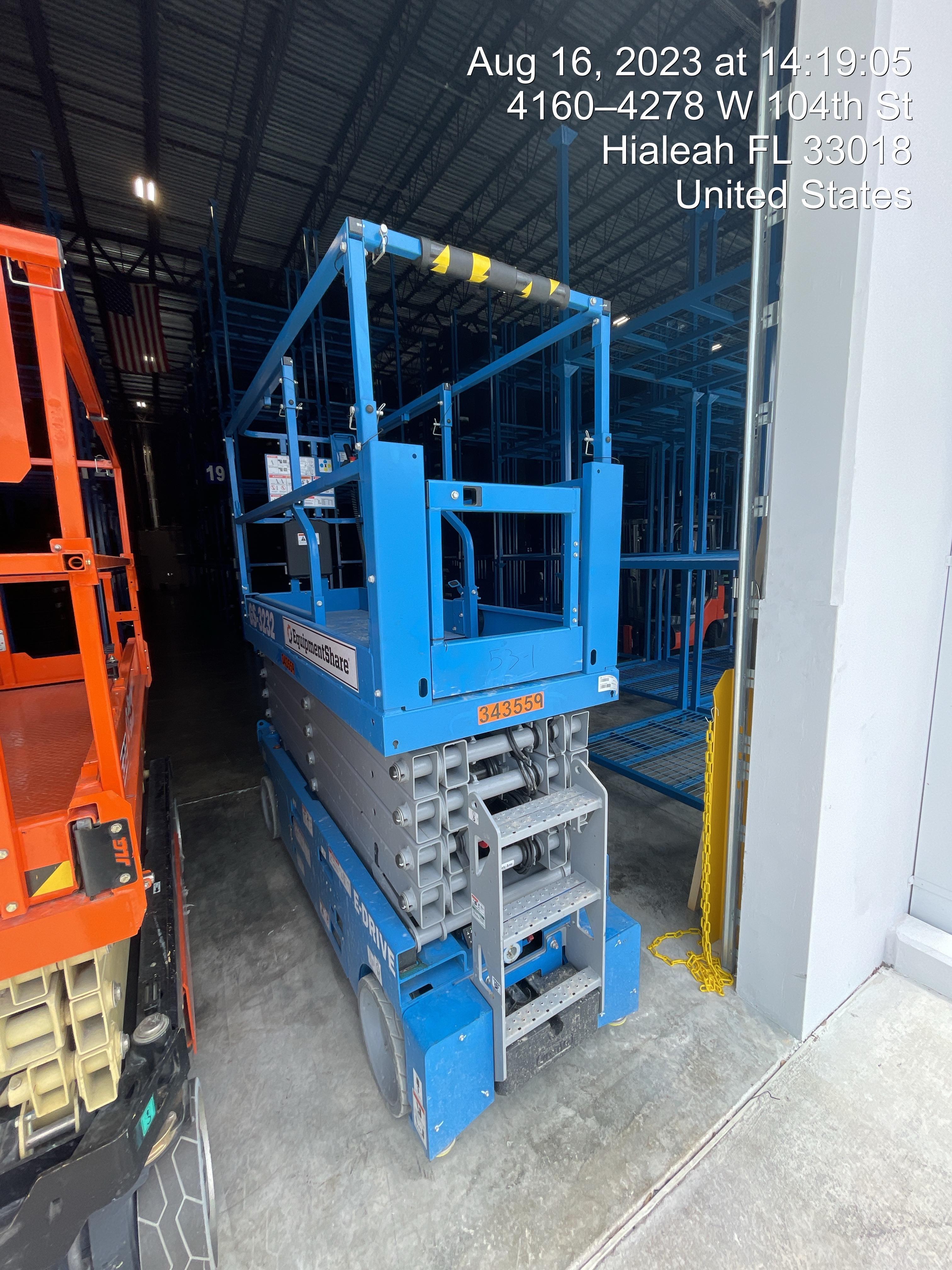 2023 GENIE GS-3232