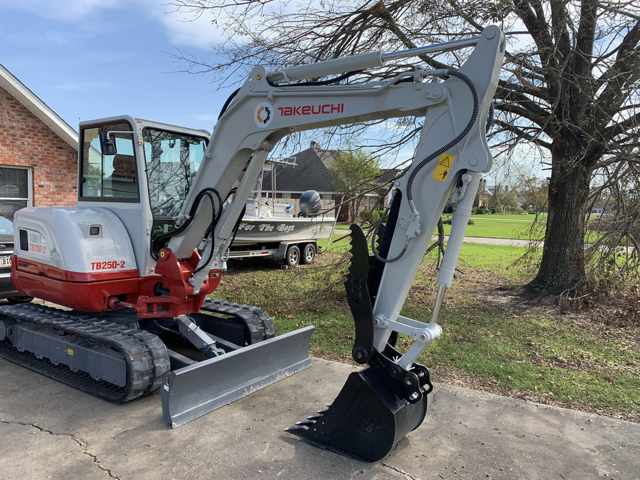 2020 Takeuchi TB250-2C Cab/Heat/Air, Rubber Tracks, Manual TAG QC