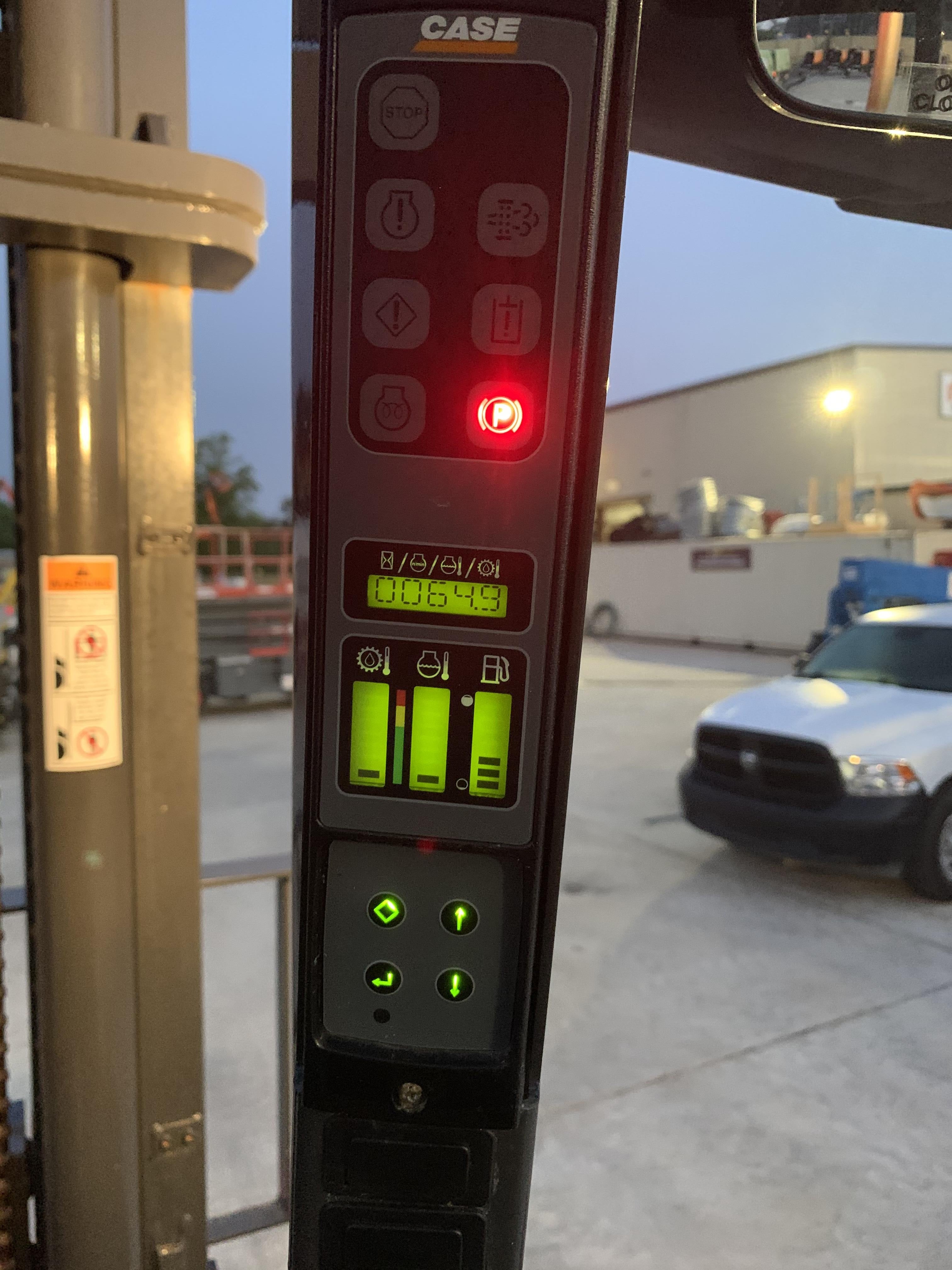 2019 CASE 588H