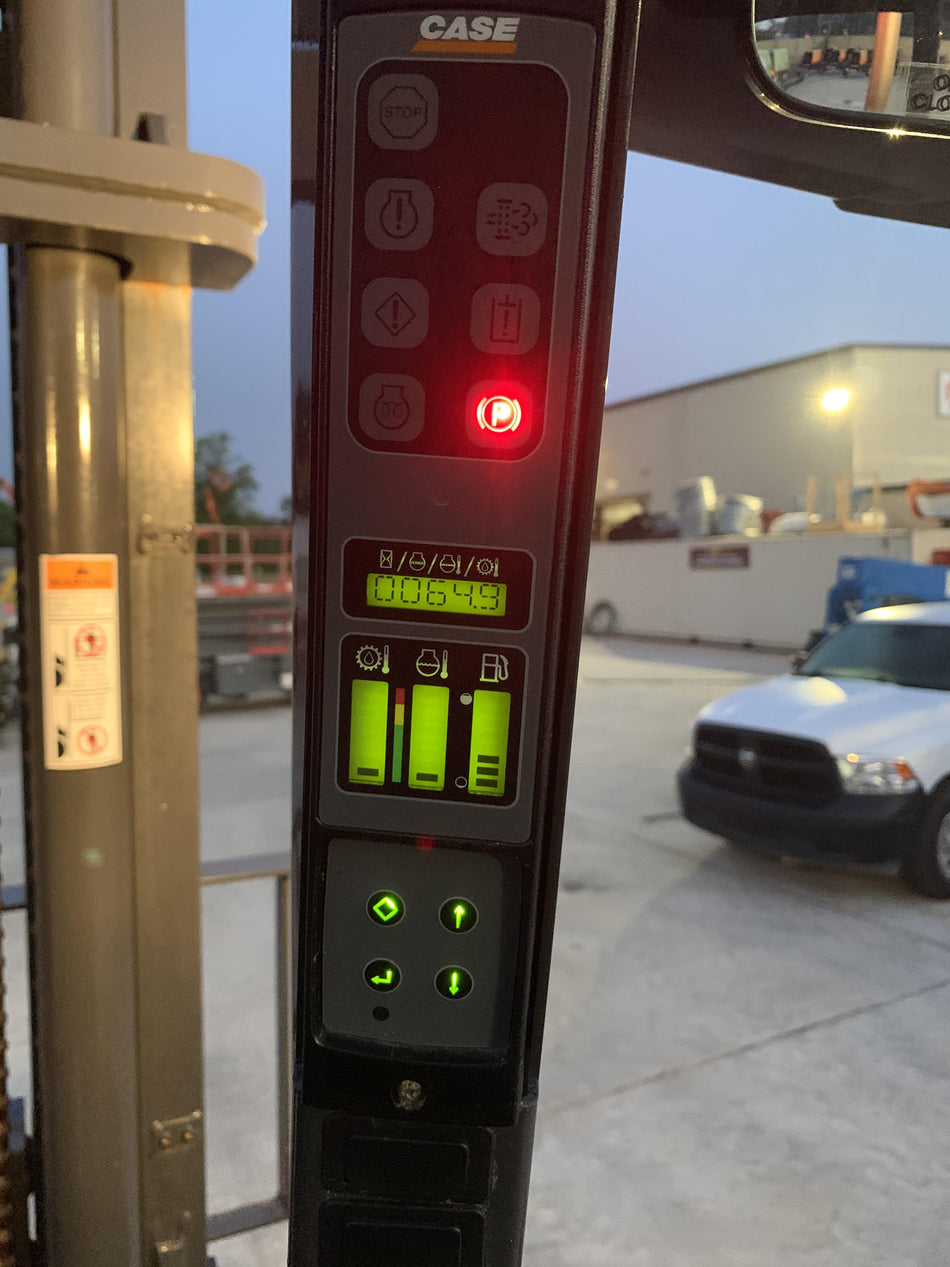 2019 CASE 588H