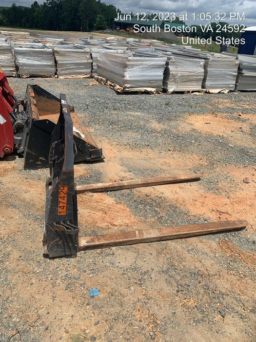 2021 PALADIN 48" Pallet Forks - Paladin