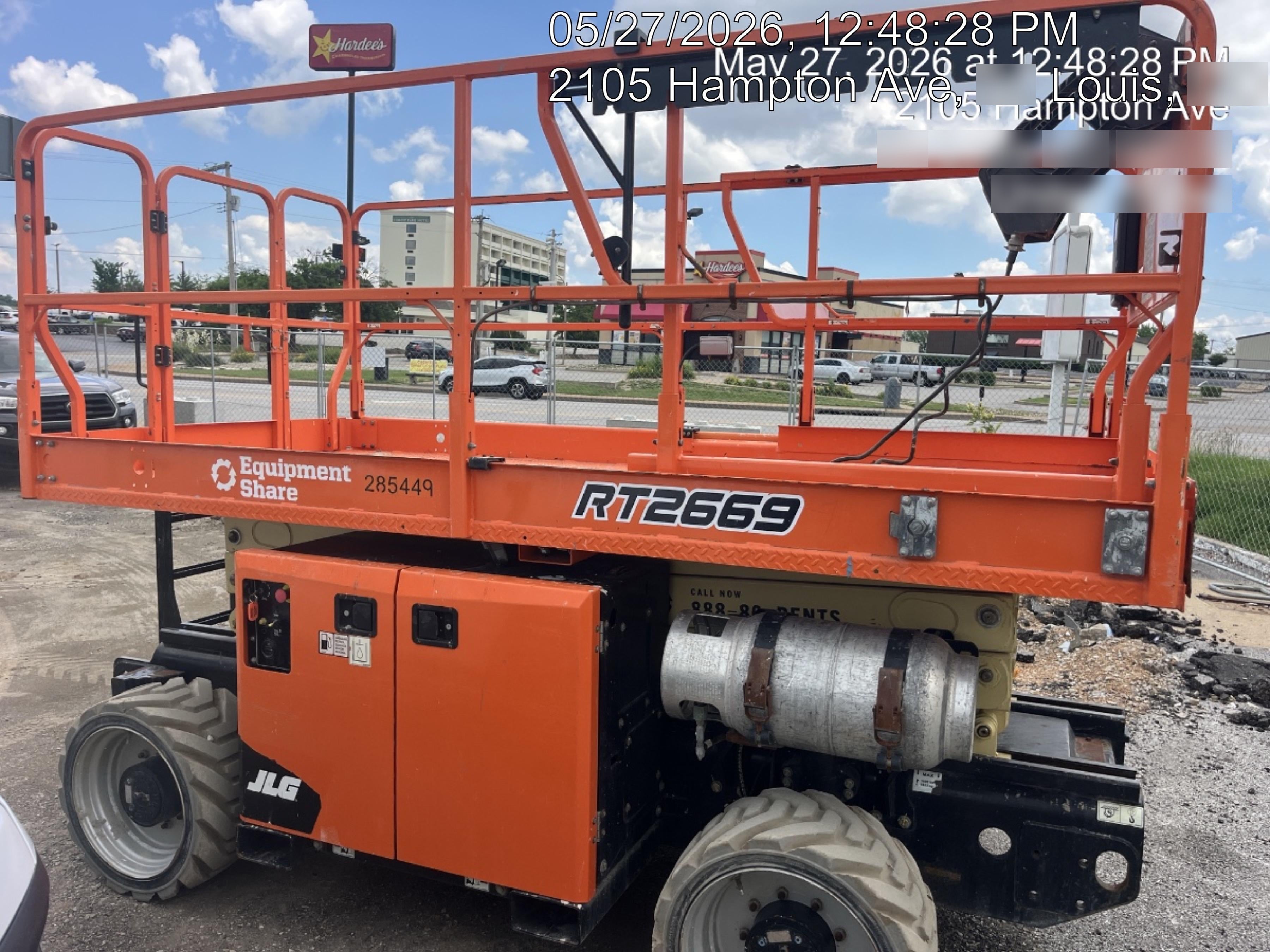 2022 JLG RT2669