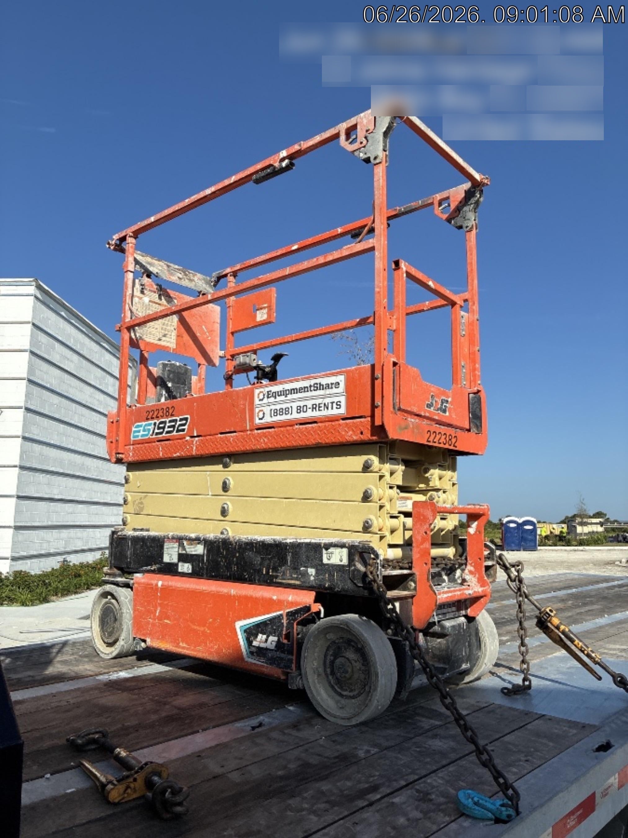 2022 JLG ES1932