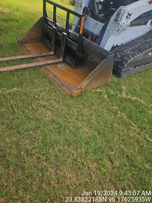 2024 ARROW MATERIAL HANDLING 48" Pallet Forks - Arrow