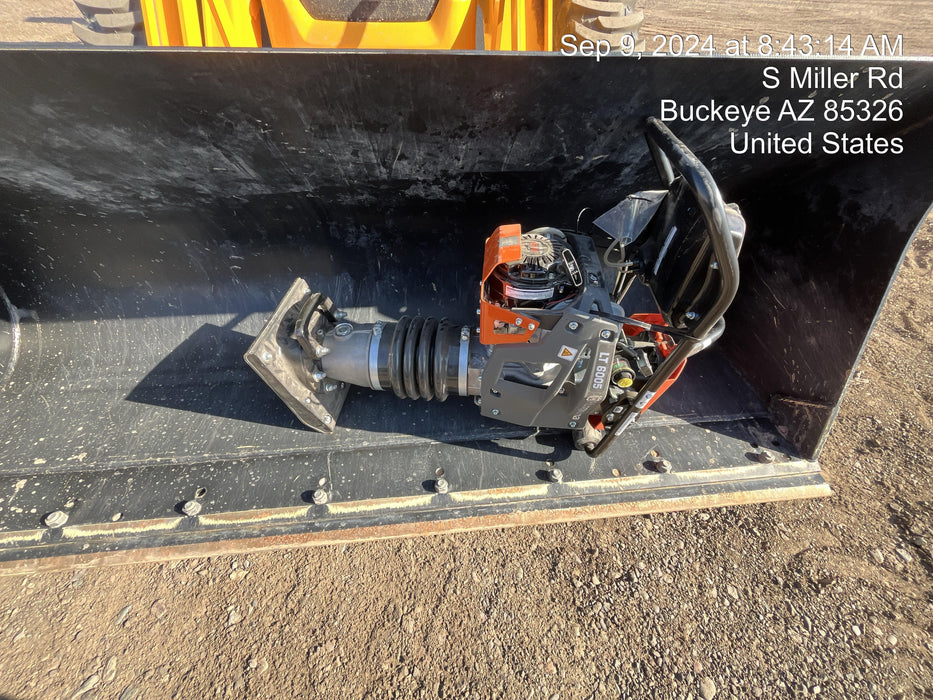 2024 HUSQVARNA LT6005