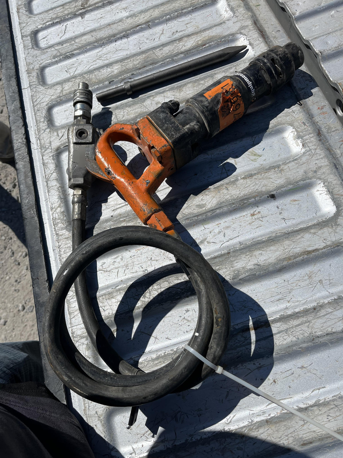 2021 MICHIGAN PNEUMATIC ES-CH3R-TRACKER