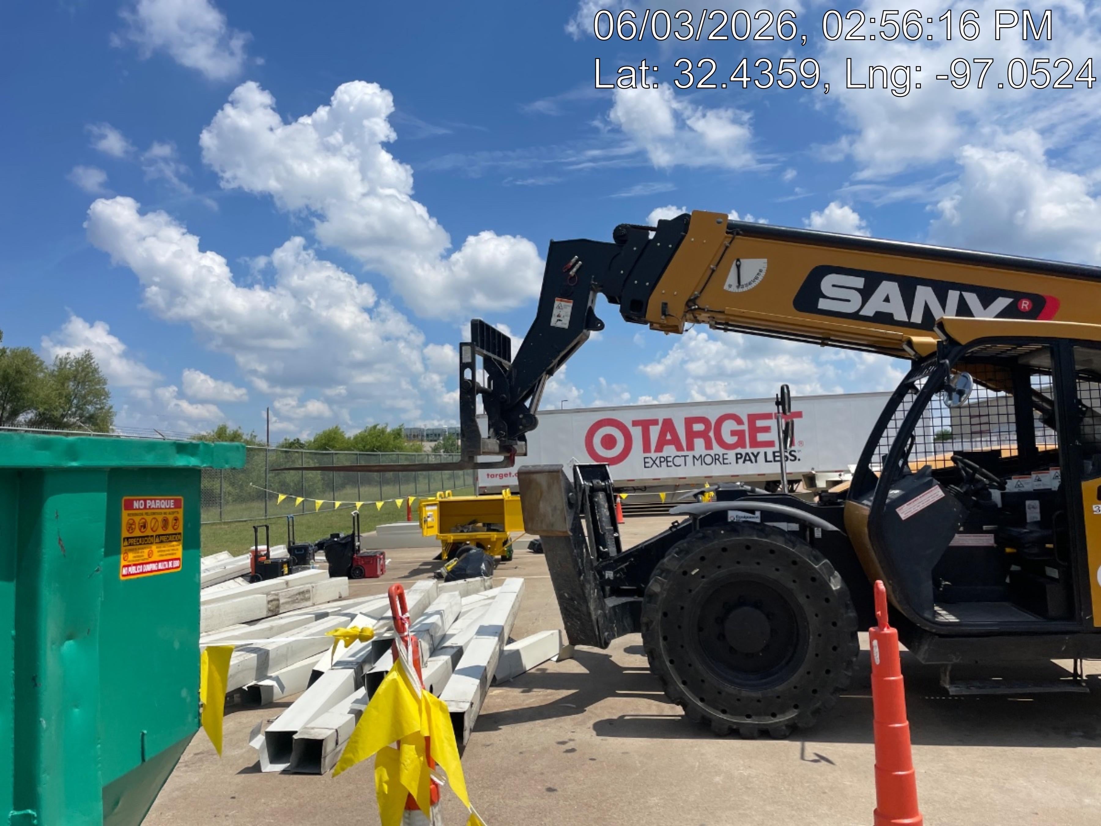 2023 SANY STH1056
