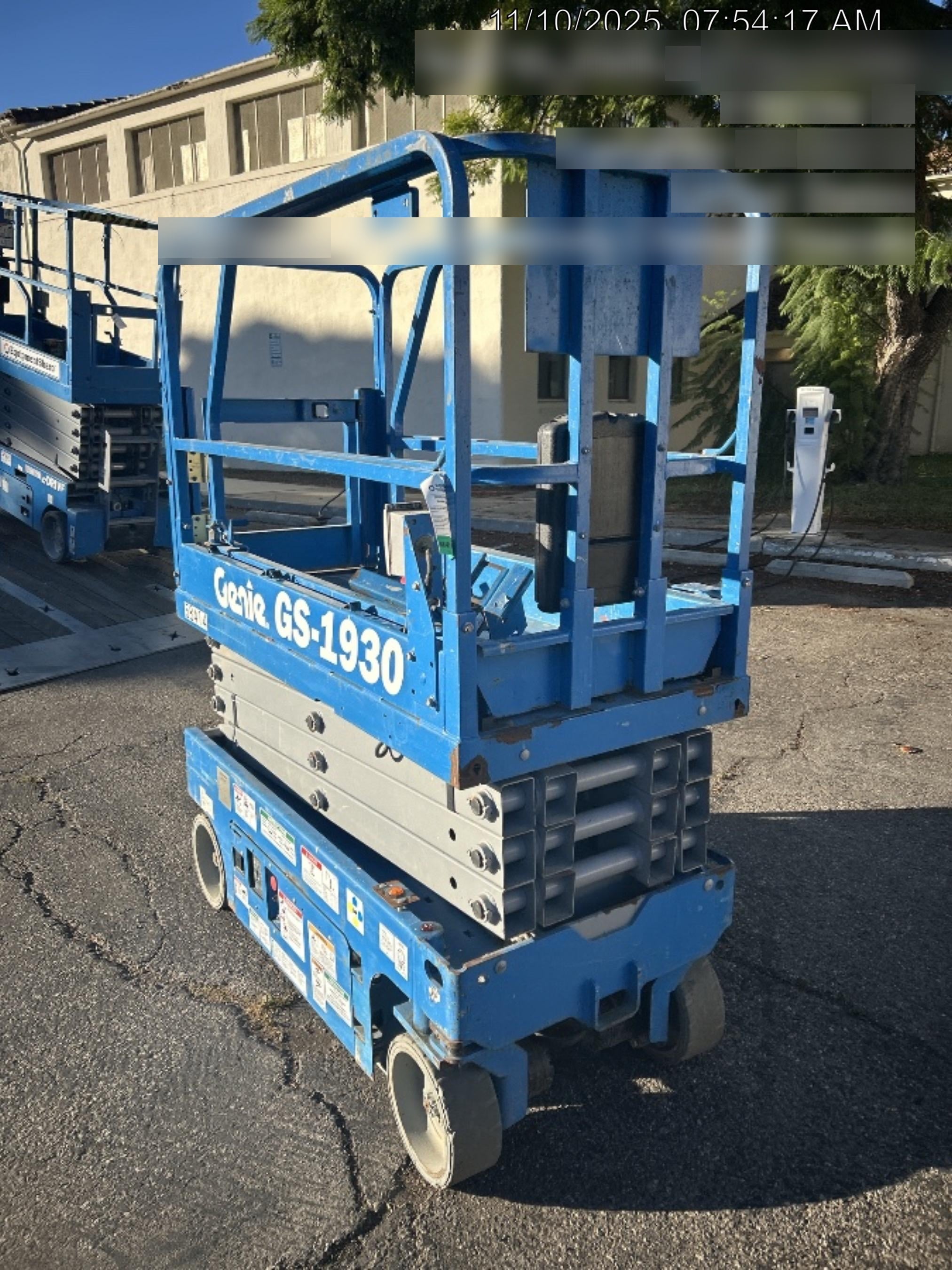 2019 Genie GS-1930 Half Height Swing Gate, 800W Inverter