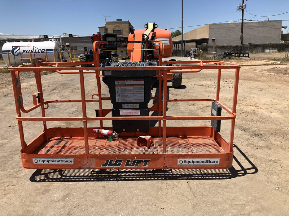 2019 JLG 460SJ