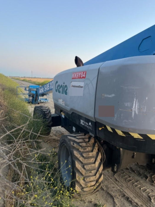 2020 Genie S-85 XC FF Tires, Beacon, 12kw Generator, Cold Weather Kit