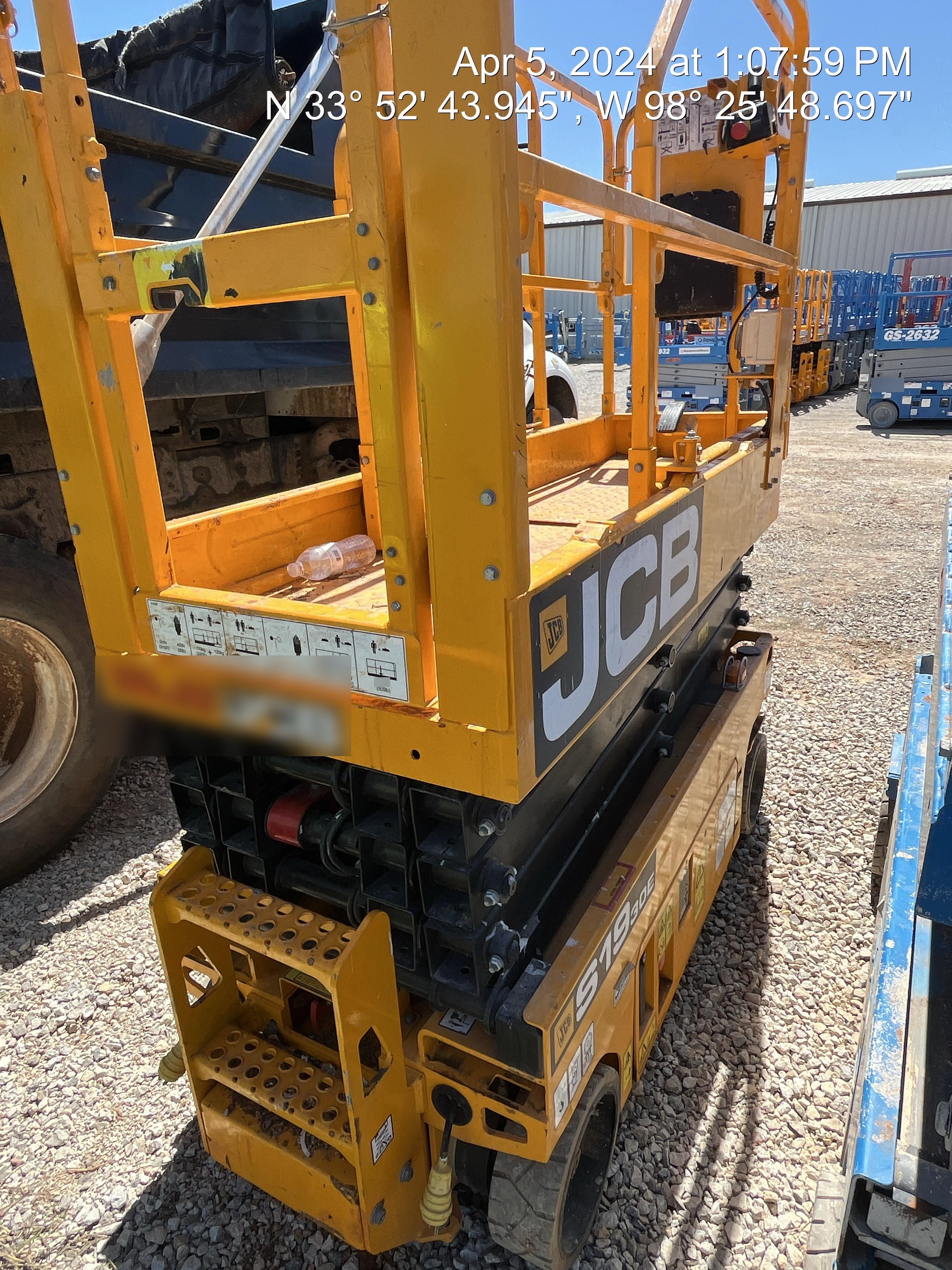 2023 JCB S1930E