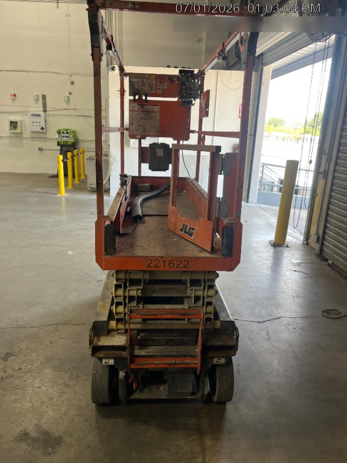 2022 JLG ES1932