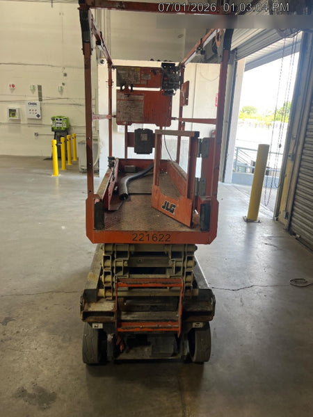 2022 JLG ES1932