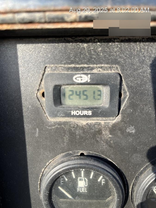 2021 Lincoln Electric Vantage 322 Vantage 322 Ready Pak 3 w/ Decals, ORANGE (includes trailer, cable rack, fender light kit) NO Telematics