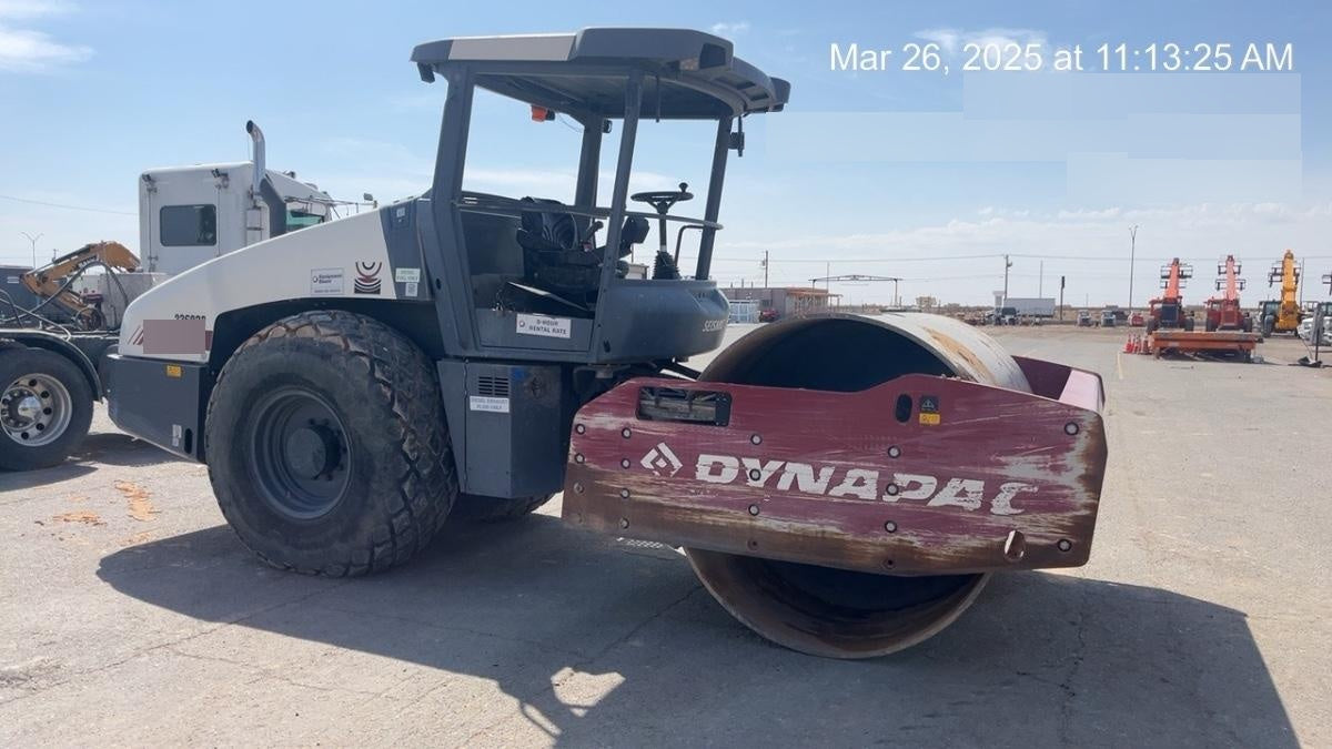 2022 DYNAPAC CA2500D