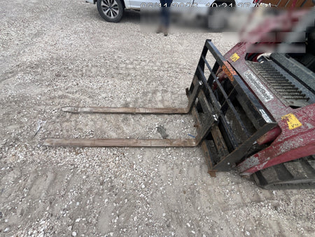 2025 ARROW MATERIAL HANDLING F5100CB - 72"