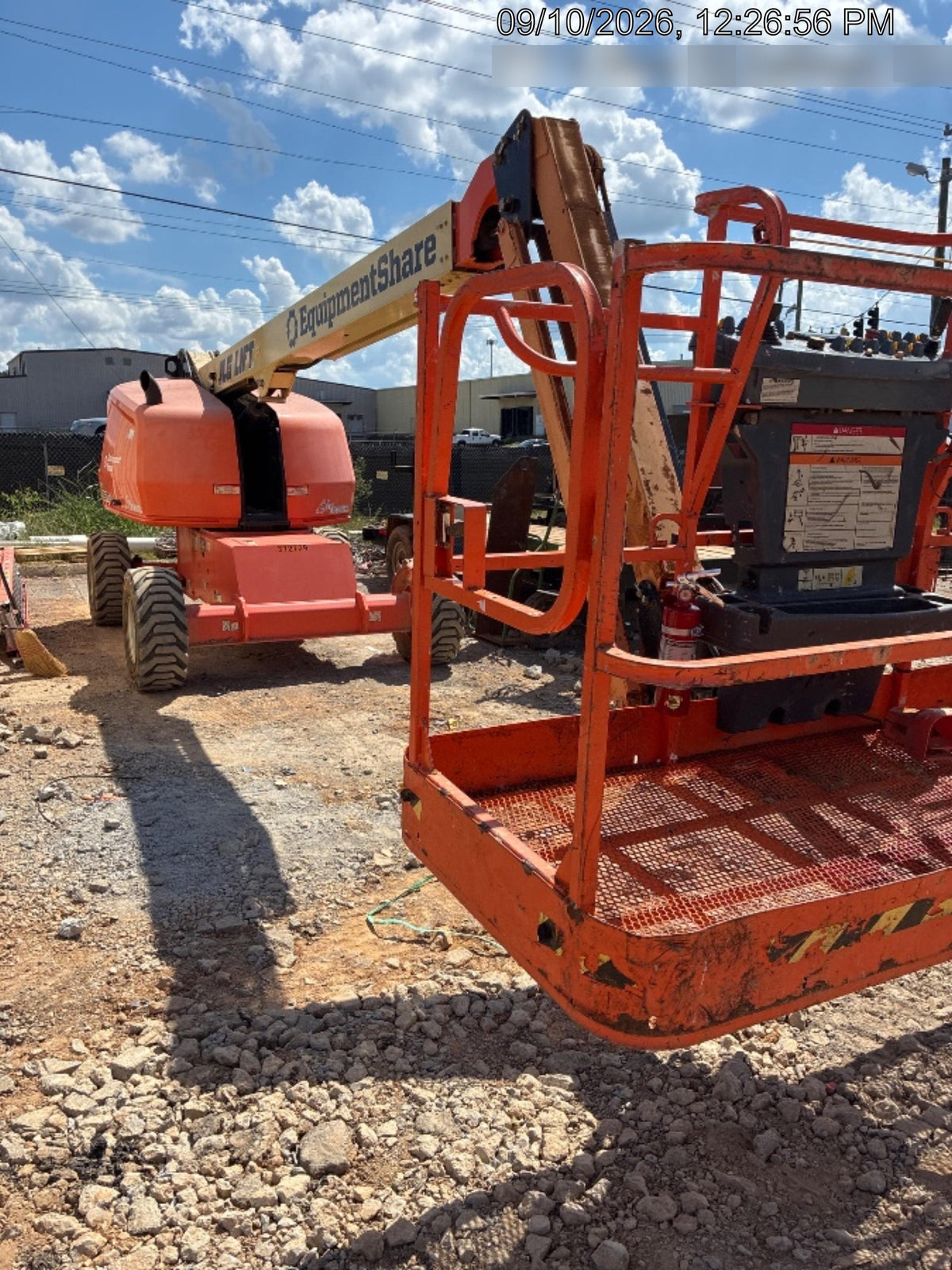 2023 JLG 460SJ
