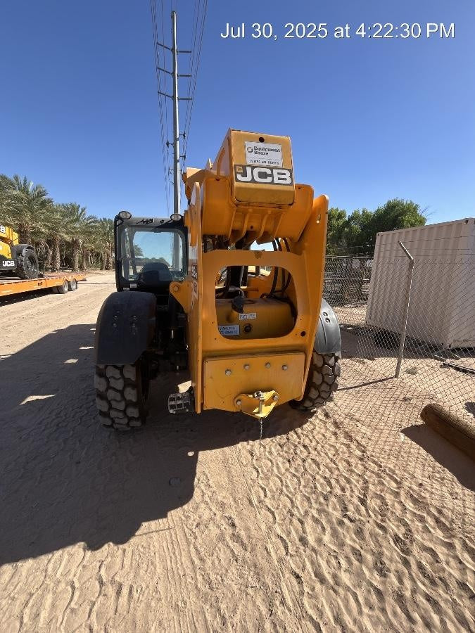 2020 JCB 509-42 Canopy, Solid Tires, Work Lights, Beacon, Aux Hydraulics, Back up Alarm, Lifting Eye, ES Decals
