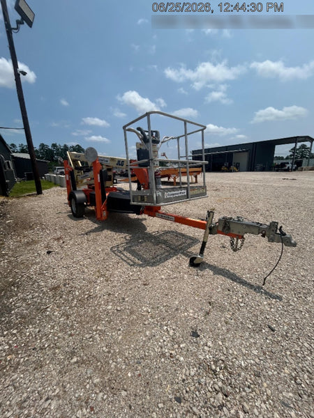 2022 JLG T350