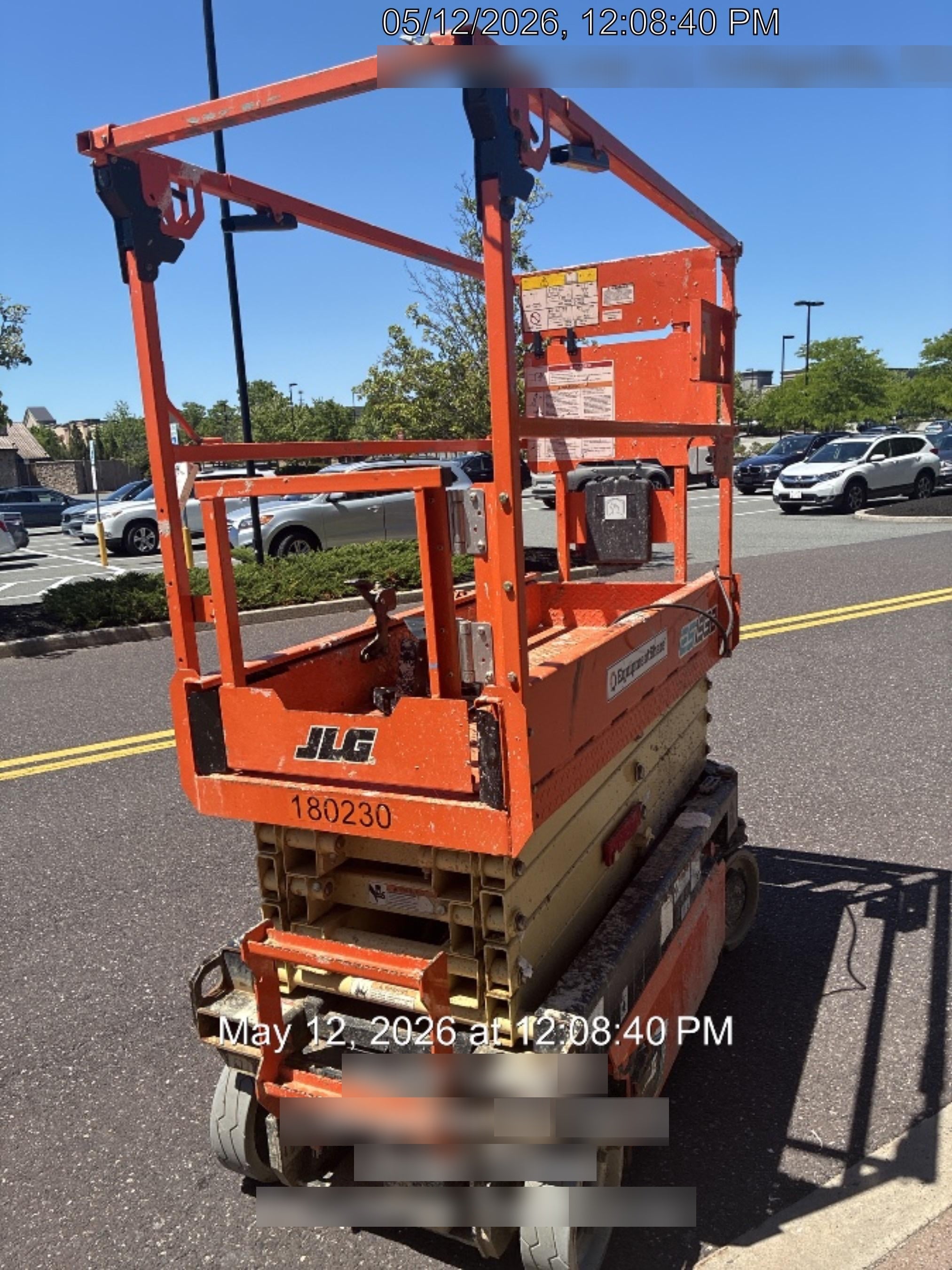 2021 JLG ES1932