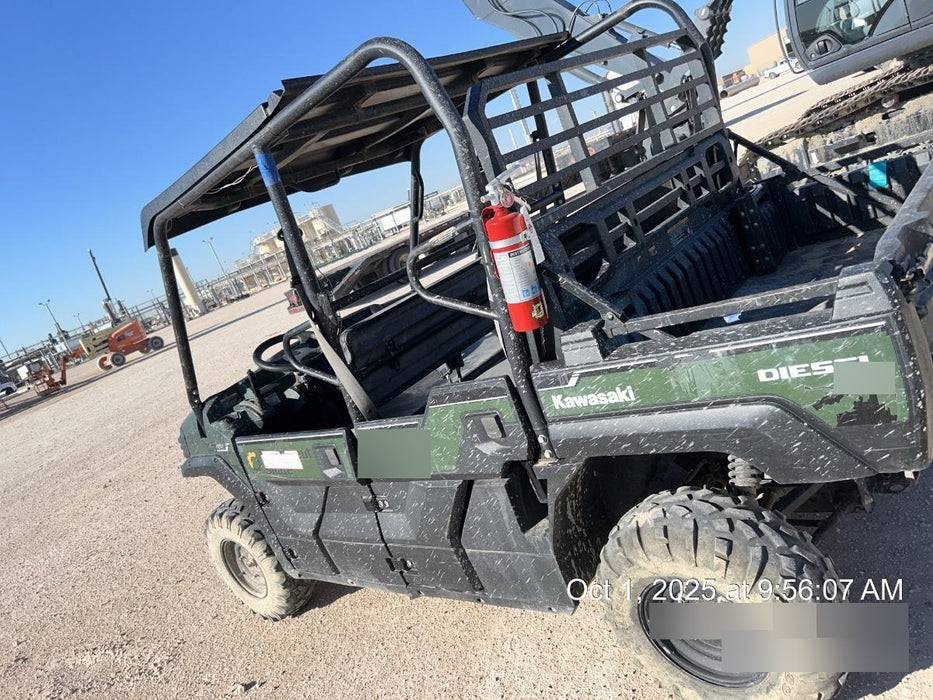 Kawasaki Mule PRO-DXT Standard Options, Backup Alarm, Beacon, Plastic Hard Top, Poly Windshield, Horn Kit