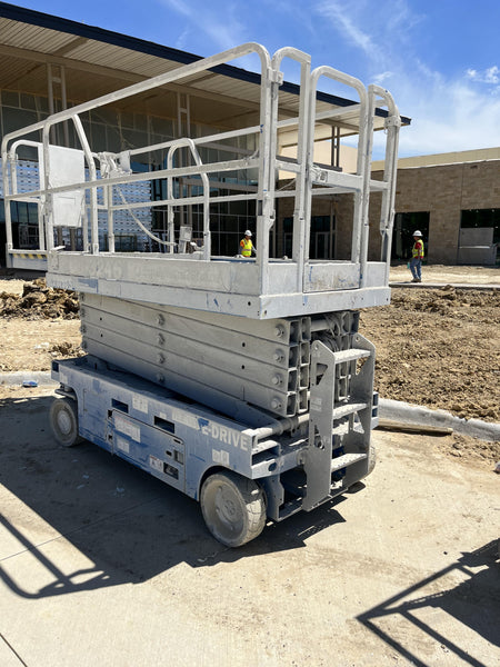 2022 GENIE GS-3246