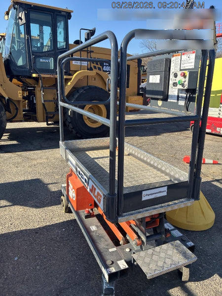 2023 JLG 1030P