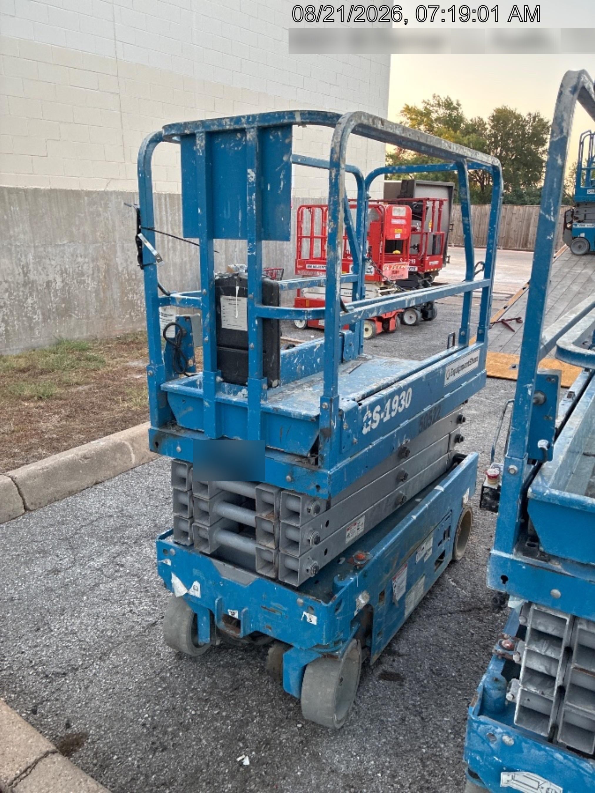 2019 Genie GS-1930 Fixed Rails with Chain Entry
