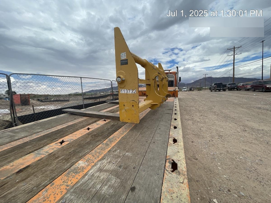 2020 JOHN DEERE 96" Loader Fork Carriage - John Deere