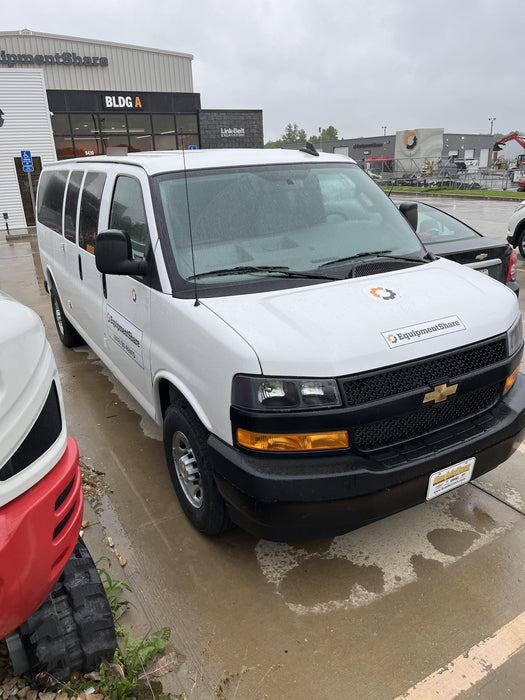 2025 CHEVROLET Express Van - Rental