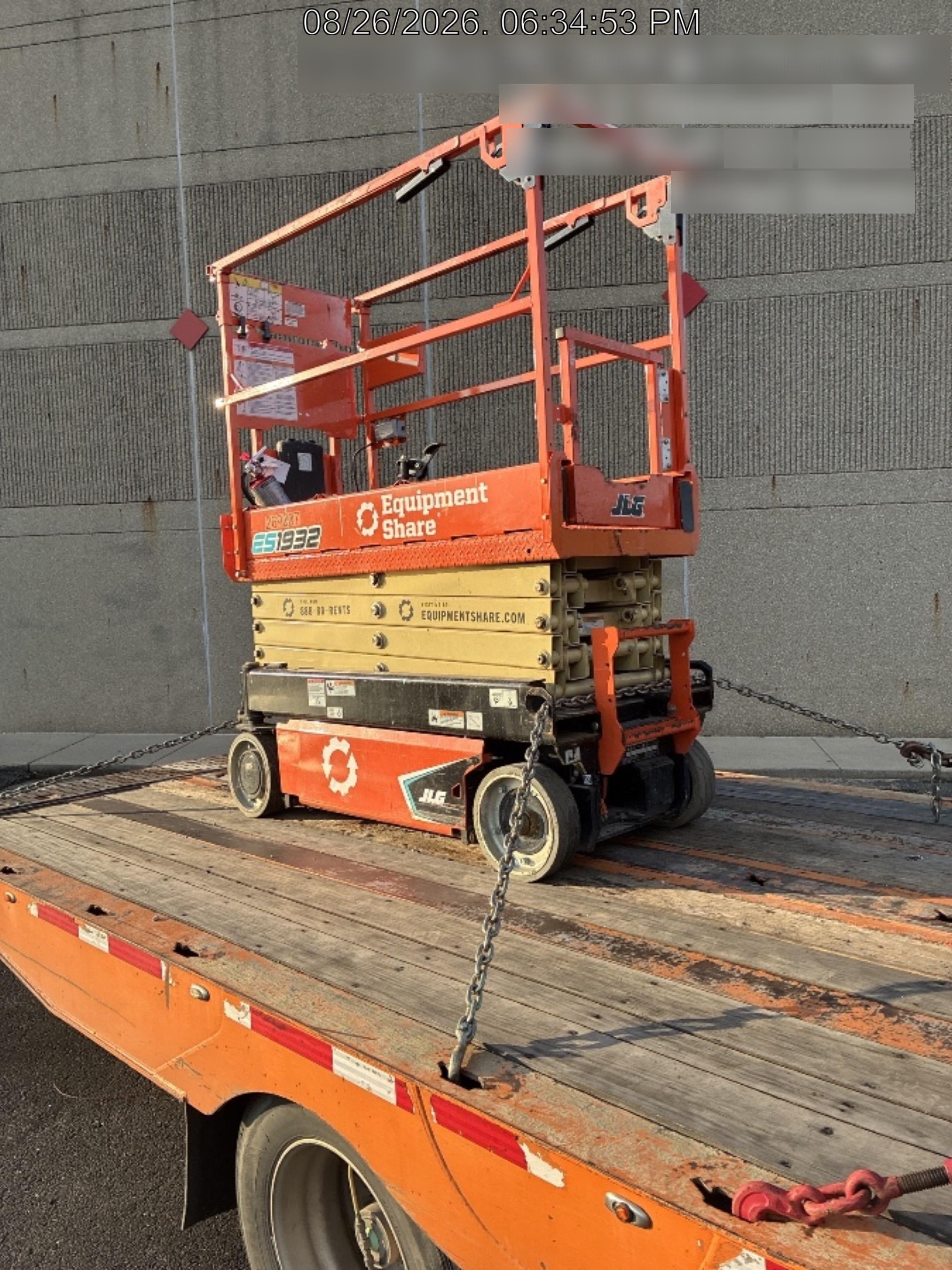 2022 JLG ES1932