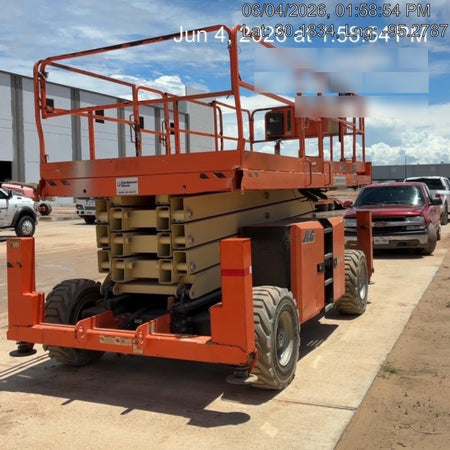 2020 JLG 430LRT