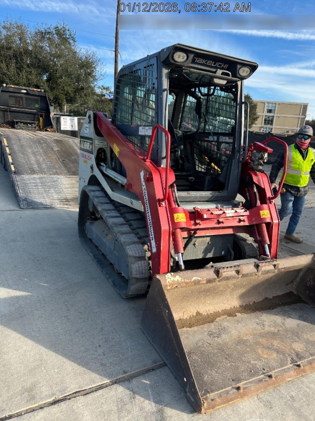 2023 TAKEUCHI TL8R2-CR