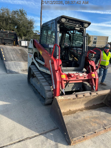 2023 TAKEUCHI TL8R2-CR