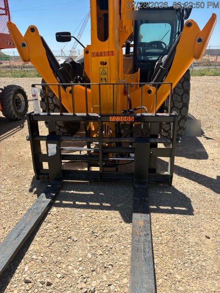 2026 JCB 400/F7377