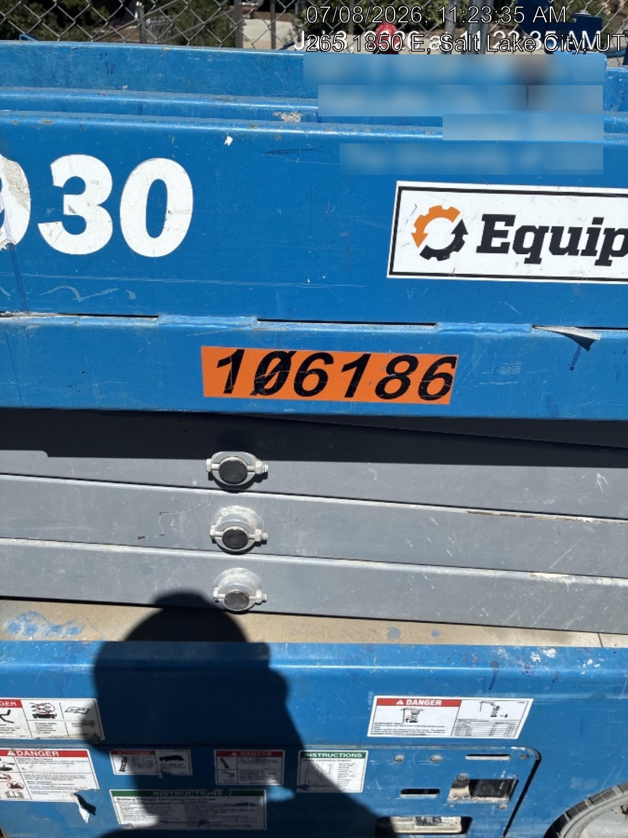 2020 Genie GS-1930 Solid Non Marking Tires, Beacon, Folding rails with half height swing gate, 800W Inverter