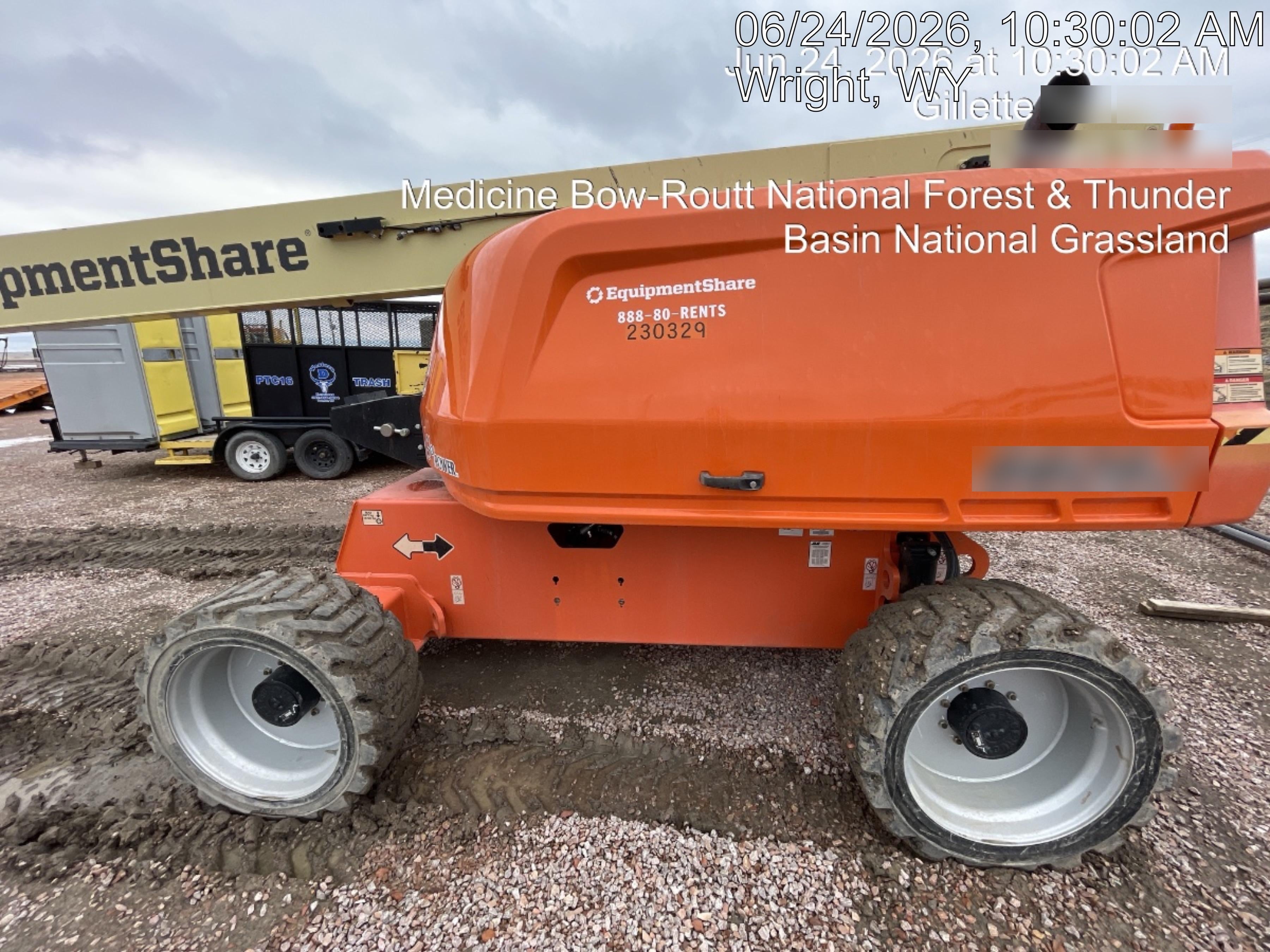 2022 JLG 660SJ