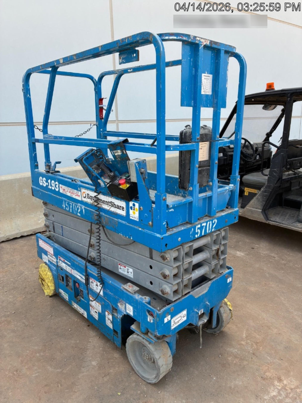 2019 Genie GS-1930 Fixed rails with chain Entry